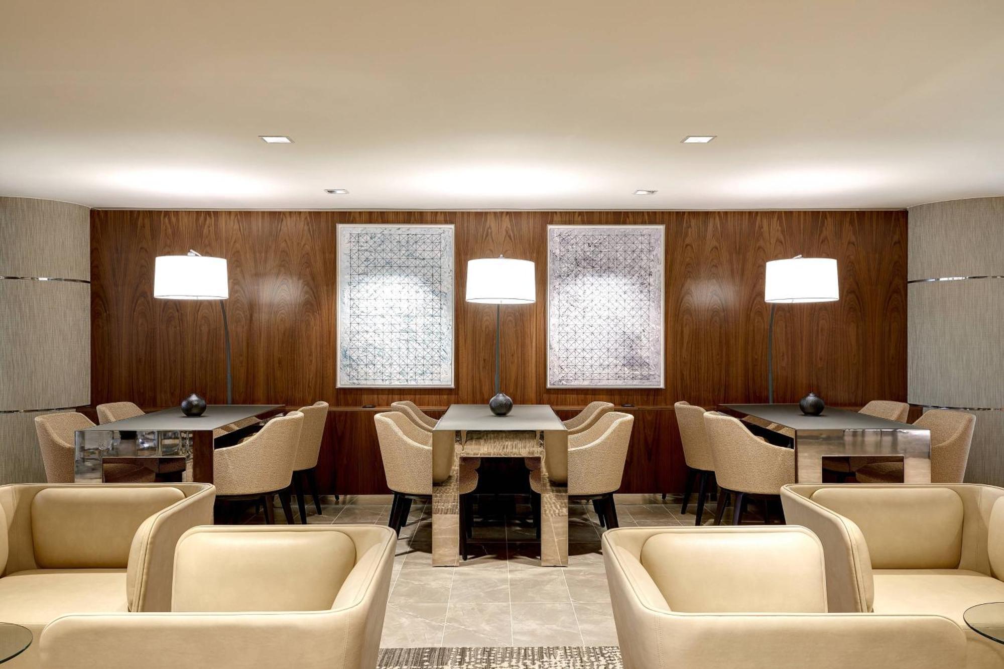 Ac Hotel By Marriott Dallas Downtown Bagian luar foto
