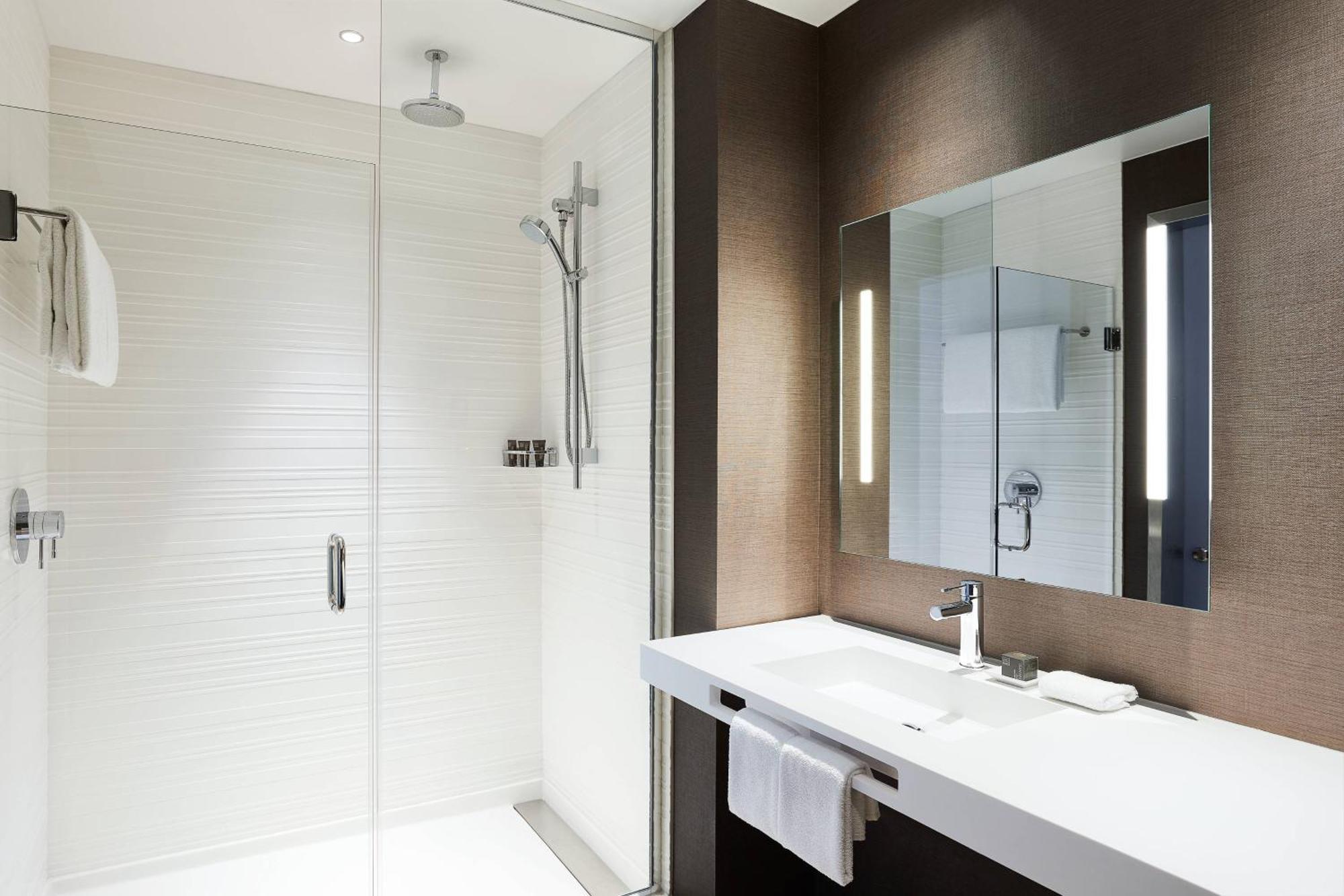 Ac Hotel By Marriott Dallas Downtown Bagian luar foto