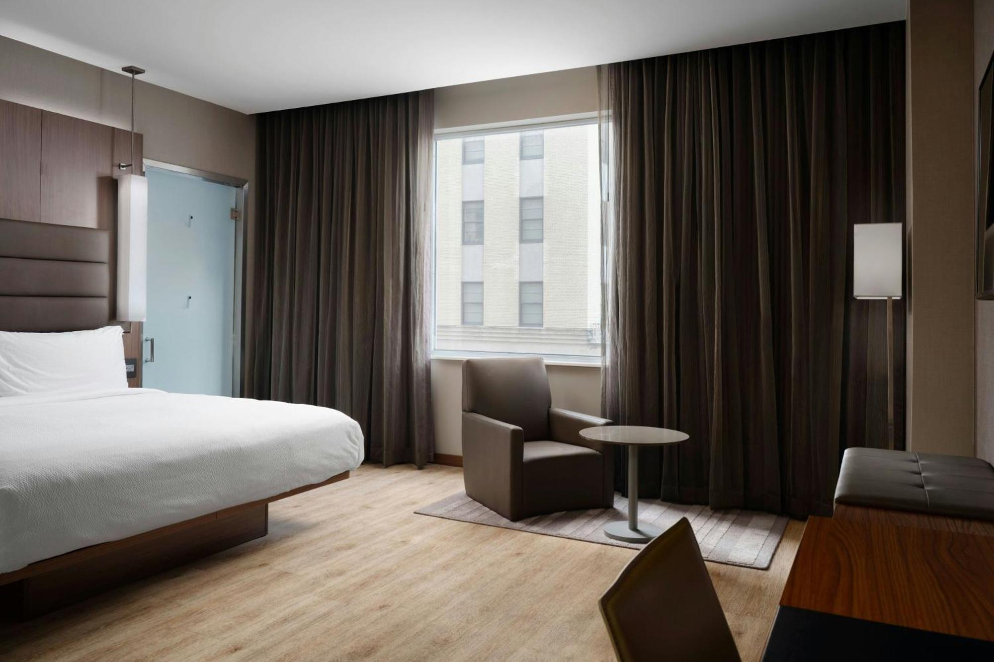 Ac Hotel By Marriott Dallas Downtown Bagian luar foto