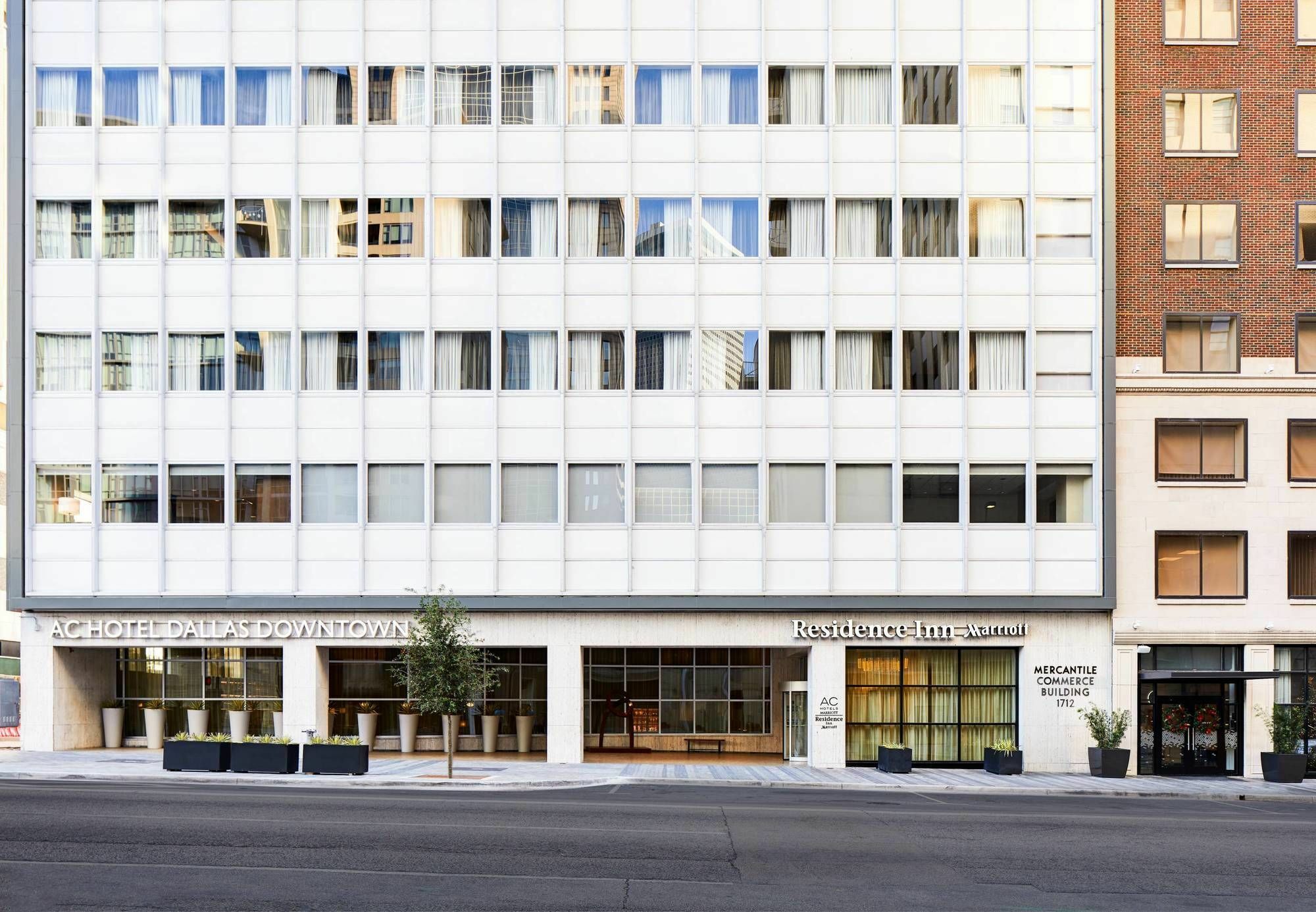 Ac Hotel By Marriott Dallas Downtown Bagian luar foto